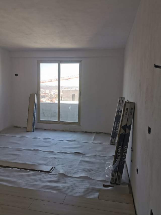Tirane, shes apartament Kati 11, 141 m² 1.150 Euro/m2 (Fusha Aviacionit)