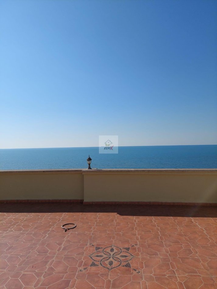Shkembi Kavajes, shitet apartament+verande | Penthouse 3+1+Ballkon Kati 7, 188.000 € 