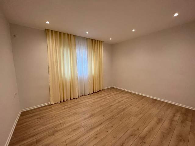 Tirane, shitet apartament 2+1+BLK Kati 4, 67 m² 113.000 Euro (Rruga e Dibrës)