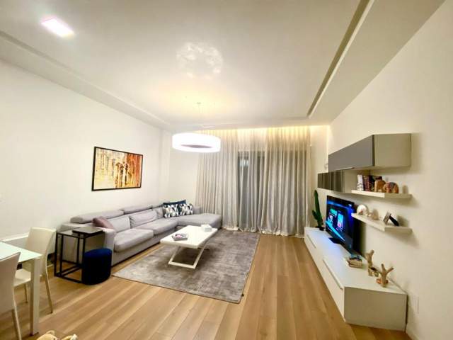 Tirane, shes apartament 2+1+BLK Kati 2, 125 m² 185.000 Euro (Rruga Asim Vokshi)