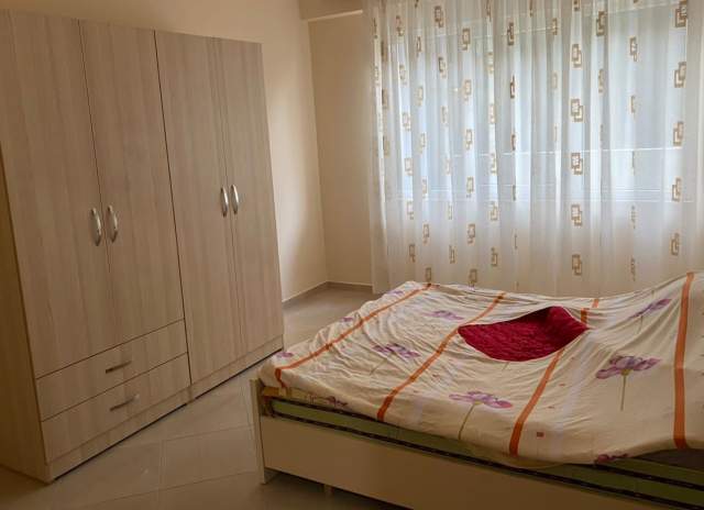 Tirane, shitet apartament 2+1 Kati 2, 112 m² 179.000  (liqeni thate)
