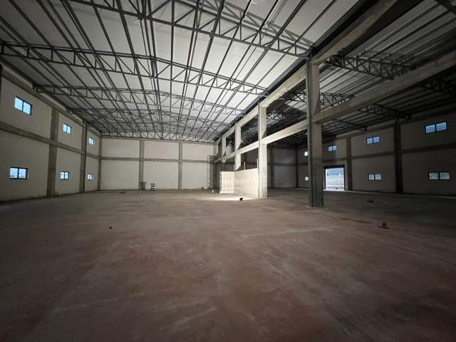 Tirane, jepet me qera magazine Kati 0, 6.870 m² 27.120 Euro (AUTOSTRADA TIRANE DURRES)