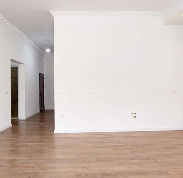 Tirane, shitet apartament 3+1+BLK Kati 1, 137 m² 119.000 Euro (Thoma Filipeu)