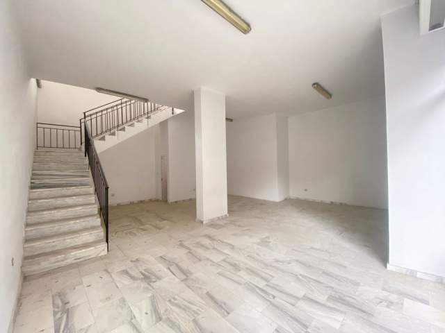 Shqiperi, shitet dyqan Kati 0, 110 m² 115.000 Euro (Rruga Dritan Hoxha)