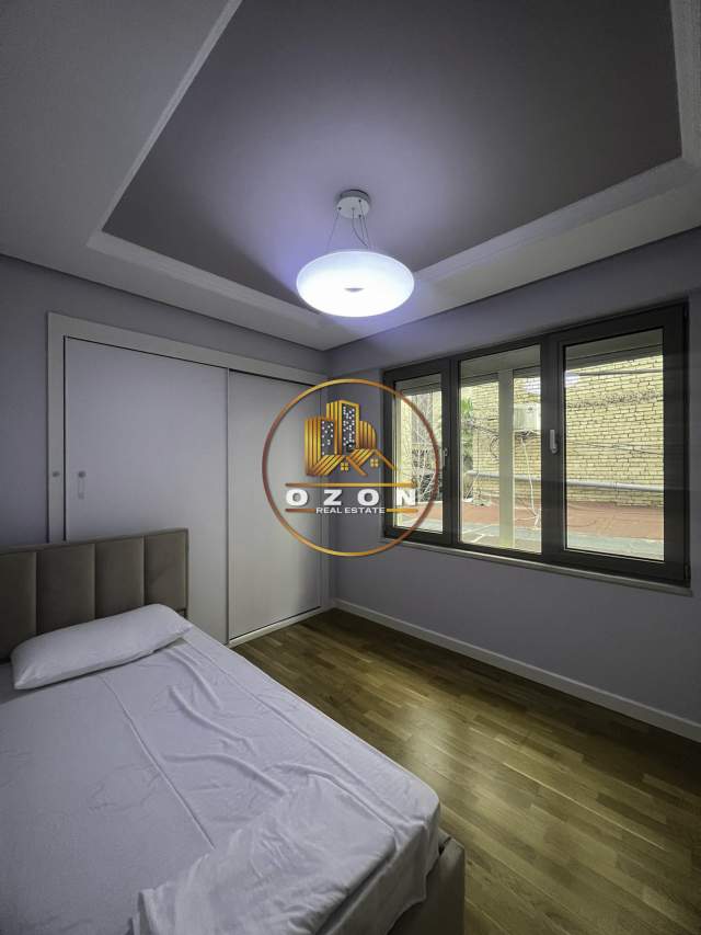 Tirane, jepet me qera apartament 2+1+BLK Kati 1, 96 m² 750 Euro (QENDER)