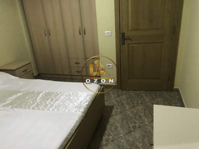 Tirane, jepet me qera apartament 1+1+BLK Kati 5, 60 m² 400 Euro (ISH EKSPOZITA)