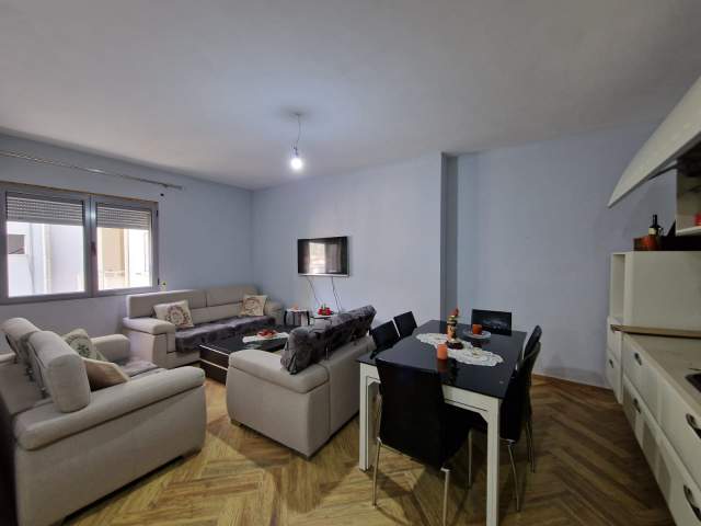 Lungomare, jepet me qera apartament 1+1+BLK Kati 3, 60 m² 30.000 Leke (Lungomare)