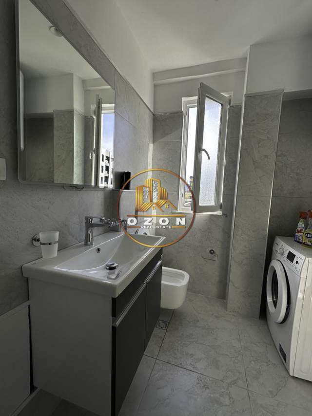 Tirane, shitet Penthouse 3+1+A+BLK Kati 8, 122 m² 195.000 Euro (RRUGA E KAVAJES)
