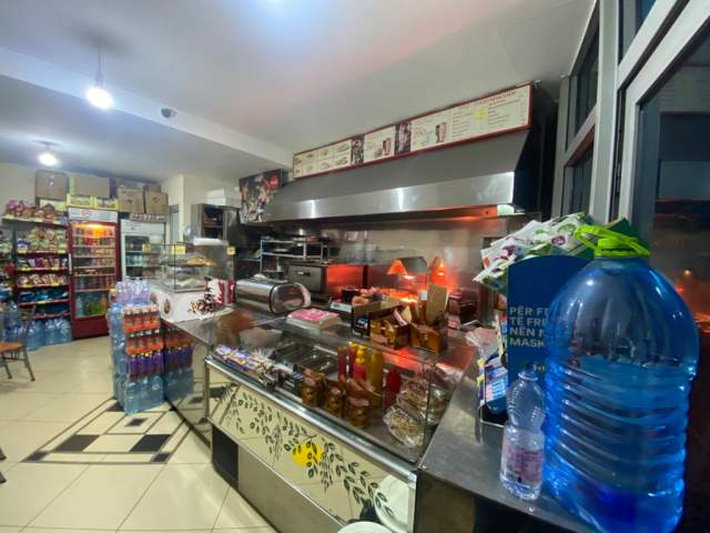 Tirane, shes dyqan Kati 0, 37 m² 185.000 Euro