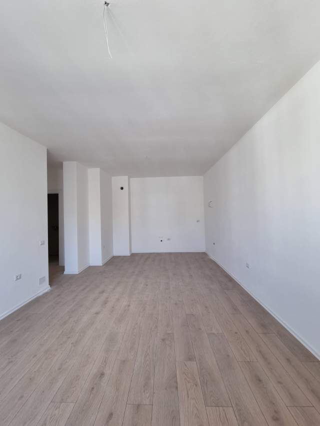 Tirane, shitet apartament 2+1+BLK Kati 9, 101 m² 1.000 Euro/m2 (Grand Gallery)