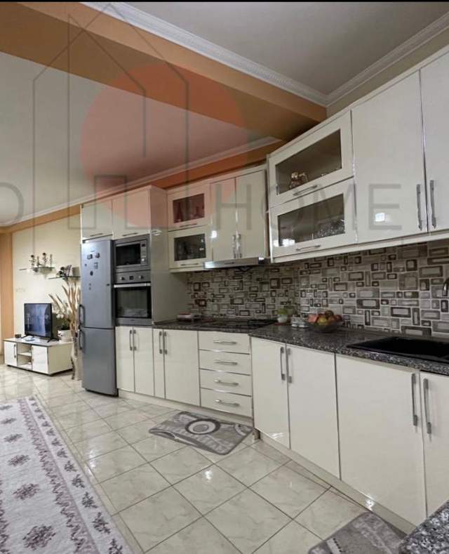Tirane, shitet apartament 2+1 Kati 4, 122 m² 120.000 Euro