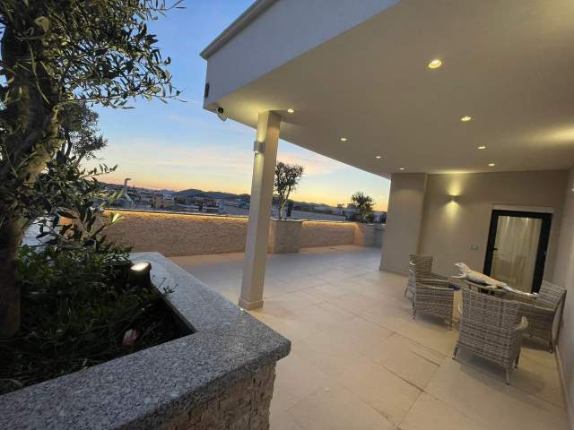 Tirane, shitet apartament 2+1+A+BLK Kati 9, 234 m² 240.000 Euro (Unaza e Re)