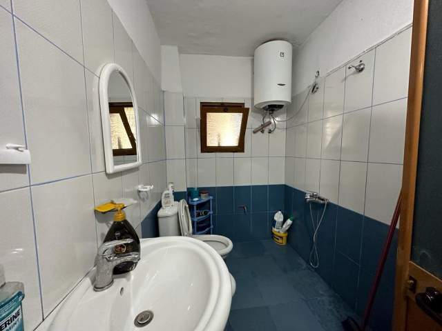 Tirane, shitet apartament 2+1 Kati 1, 80 m² 55.000 Euro (BULEVARDI BLU)
