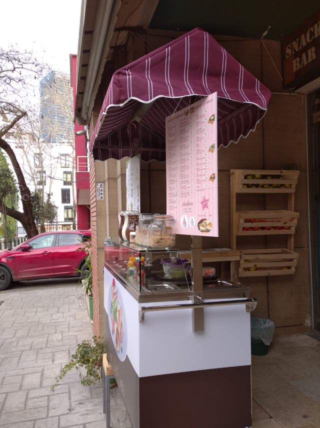 Shiten paisje të ndryshme për pizza, crepa, furrë