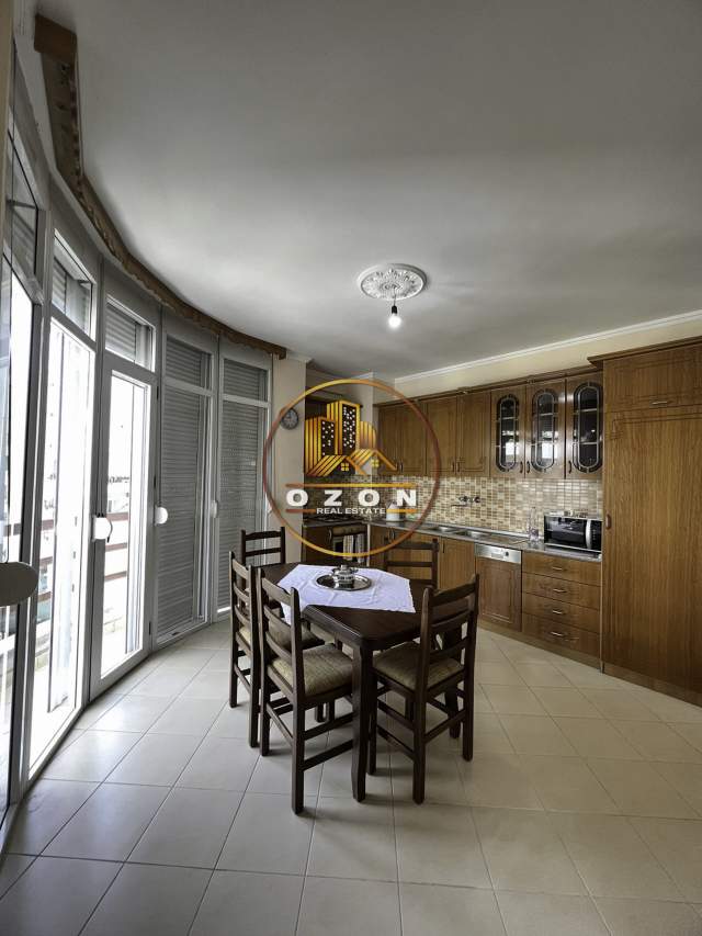 Tirane, shitet apartament 3+1+A+BLK Kati 5, 126 m² 126.000 Euro (Yzberisht)