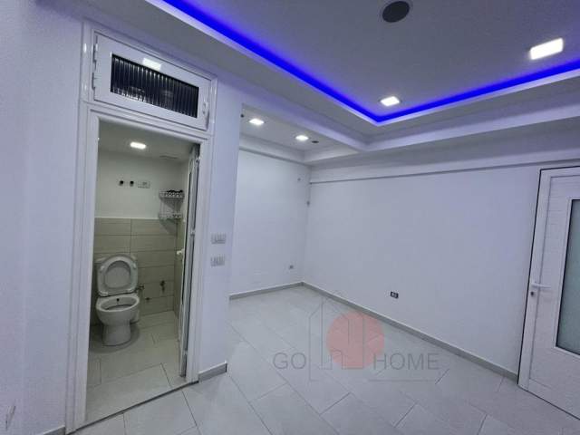 Tirane, shitet dyqan Kati 0, 32 m² 53.000 Euro (Dritan Hoxha)