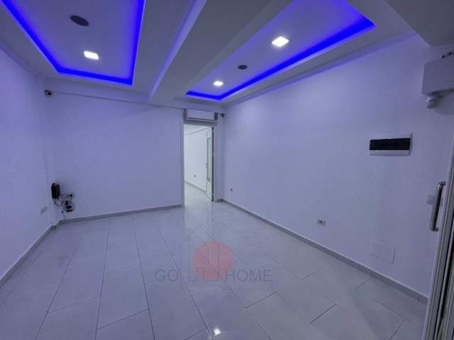 Tirane, shitet dyqan Kati 0, 32 m² 53.000 Euro (Dritan Hoxha)