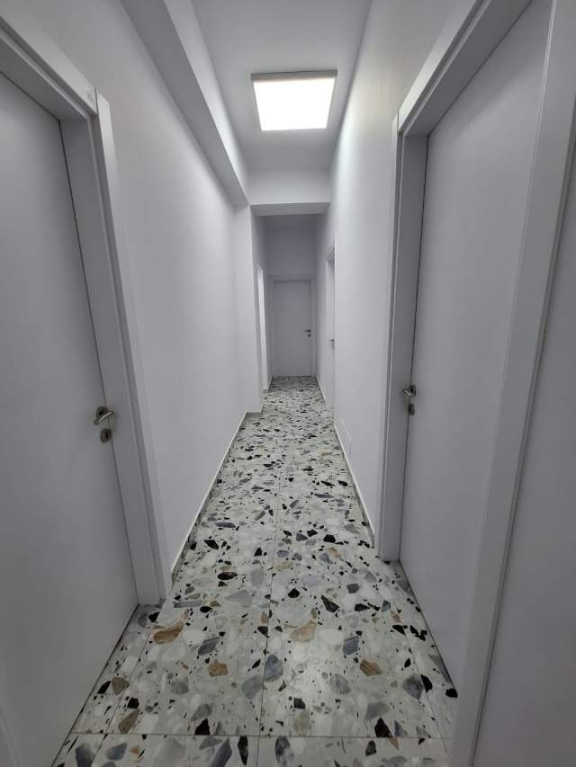Tirane, jepet me qera apartament Kati 0, 40 m² 300 Euro (Rezidenca Kodra e Diellit)