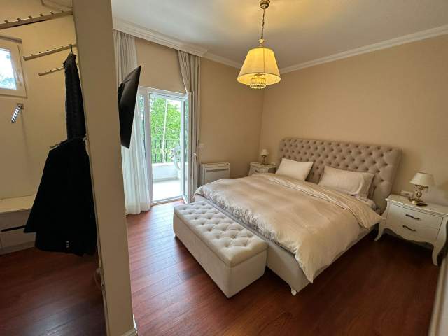 Tirane, shitet apartament 2+1+BLK Kati 3, 120 m² 230.000 Euro (rruga Peti)
