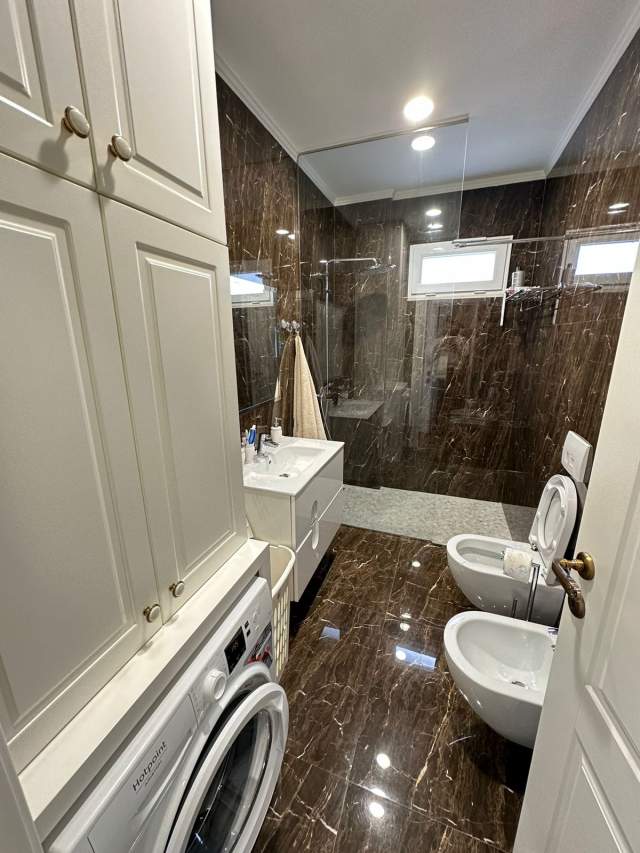 Tirane, shitet apartament 2+1+BLK Kati 3, 120 m² 230.000 Euro (rruga Peti)