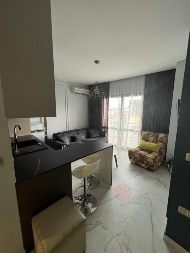 Tirane, jepet me qera apartament 1+1 Kati 9, 65 m² 700 Euro (ZOGU ZI)