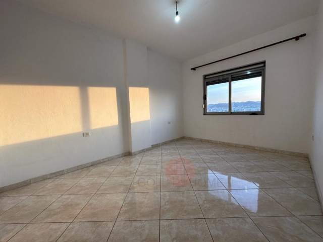 Tirane, shitet apartament 2+1+BLK Kati 3, 87 m² 80.000 Euro (Pallatet e Verdha)