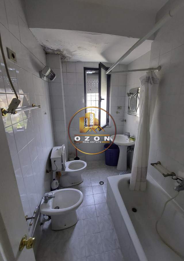 Tirane, shitet apartament 3+1+A+BLK Kati 3, 100 m² 145.000 Euro (21 DHJETORI)