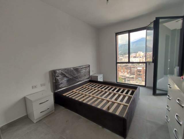 Tirane, jepet me qera apartament 1+1 Kati 6, 65 m² 350 Euro (ASL Oxhaku)