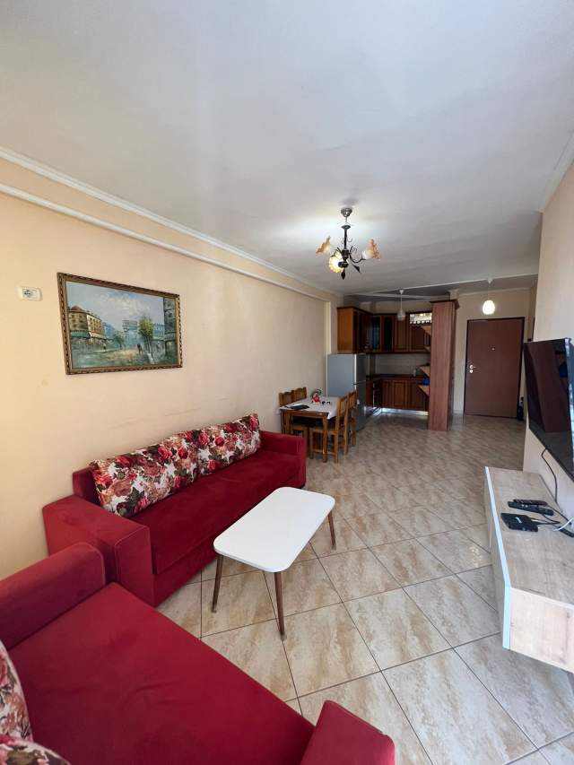 Tirane, shitet apartament 1+1+BLK Kati 8, 67 m² 70.000 Euro (Yzberisht)