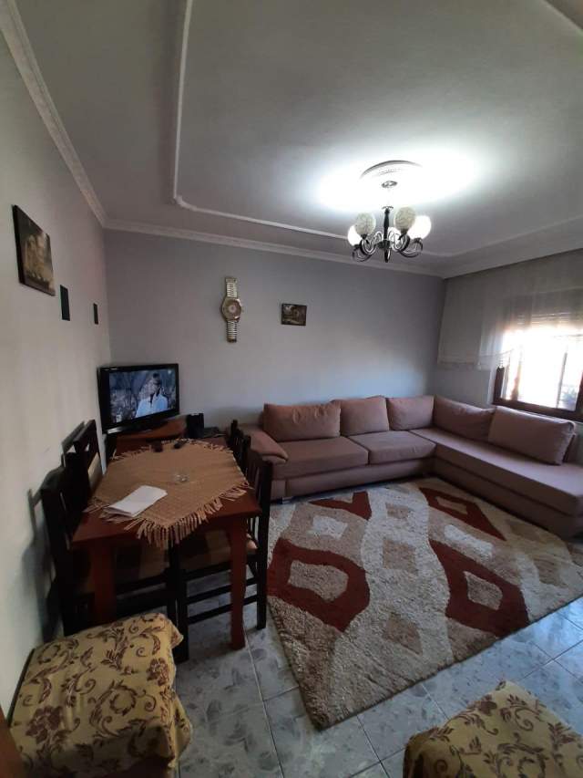 Tirane, shitet apartament 1+1 Kati 4, 56 m² 72.000 Euro (Rruga Myslym Lela)