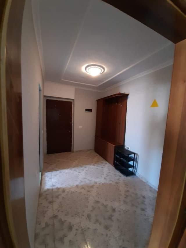 Tirane, shitet apartament 1+1 Kati 4, 56 m² 72.000 Euro (Rruga Myslym Lela)