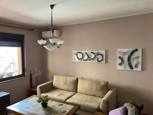 Tirane, ofert apartament 2+1 Kati 5, 105 m² 200.000 Euro (Qemal Stafa)