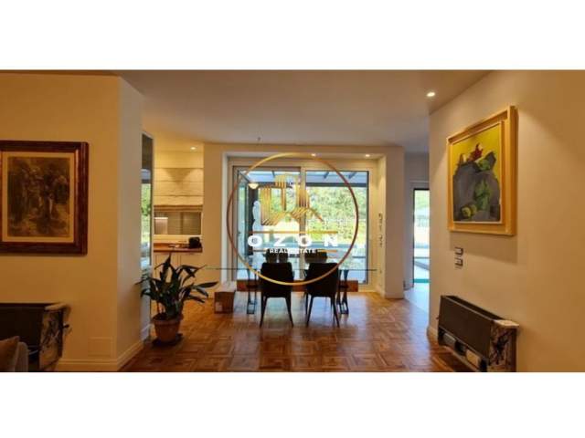Tirane, shitet Vile 4+1+A+BLK Kati 2, 500 m² 515.000 Euro (BERZHITE)