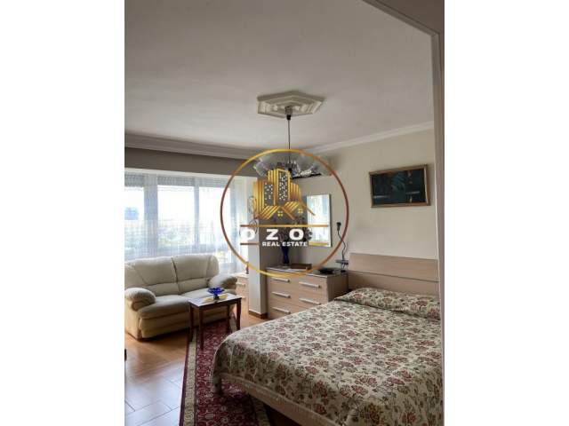 Tirane, jepet me qera apartament 2+1+A+BLK Kati 3, 120 m² 750 Euro (QENDER)