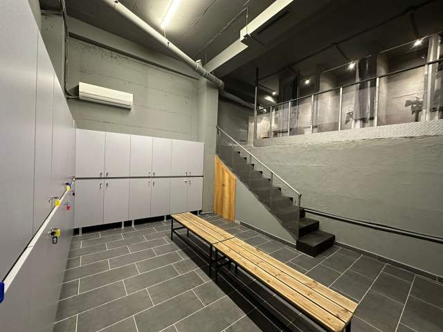 Tirane, jepet me qera ambjent biznesi Kati 0, 280 m² 1.500 Euro (Rruga e Elbasanit)