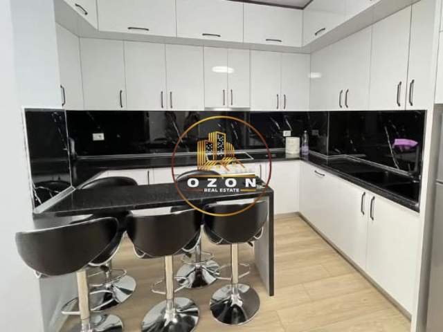 Tirane, jepet me qera apartament 1+1+A+BLK Kati 7, 75 m² 400 Euro (YZBERISHT)