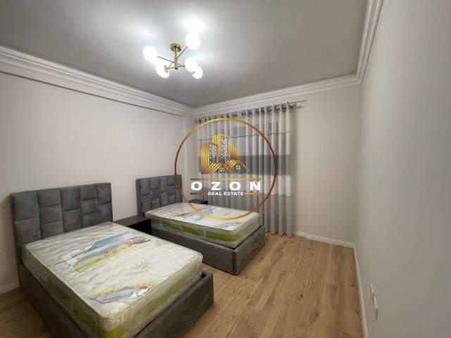 Tirane, jepet me qera apartament 2+1+A+BLK Kati 2, 105 m² 600 Euro (KOPSHTI BOTANIK)