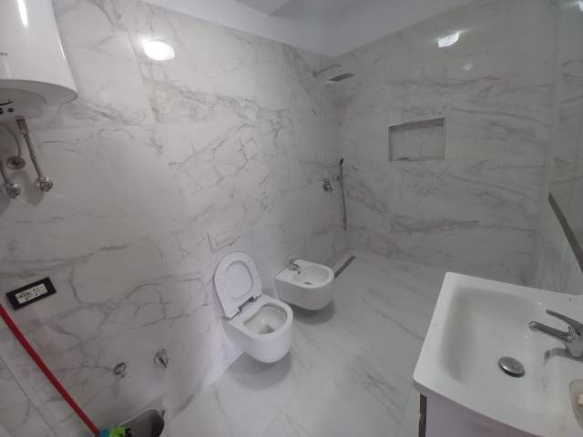 Tirane, jepet me qera apartament 2+1 Kati 6, 96 m² 45.000 Leke (Rruga e Dibres)