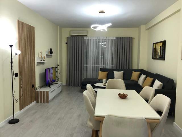 Tirane, ofert 120 m² 460 Euro (Rruga Loni Ligori)