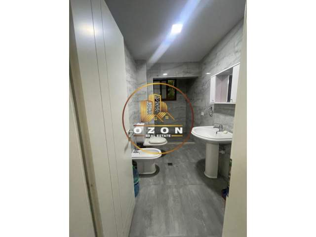 Tirane, jepet me qera apartament 1+1+A+BLK Kati 1, 110 m² 40.000 Leke (OXHAKU)