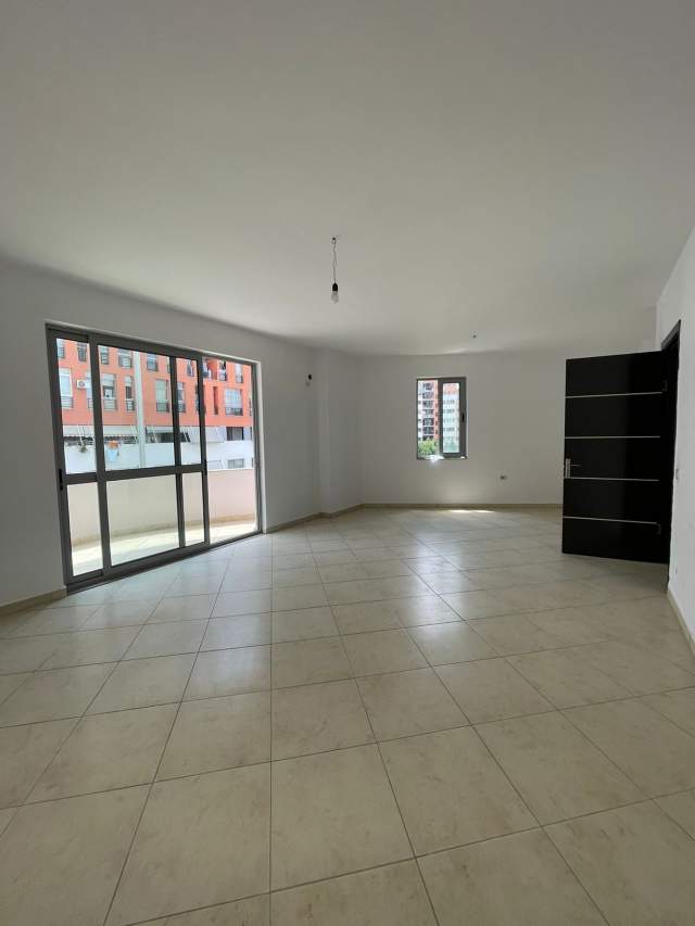 Tirane, shitet apartament 2+1+A+BLK Kati 4, 110 m² 110.000 Euro (Rruga Astit Losha)