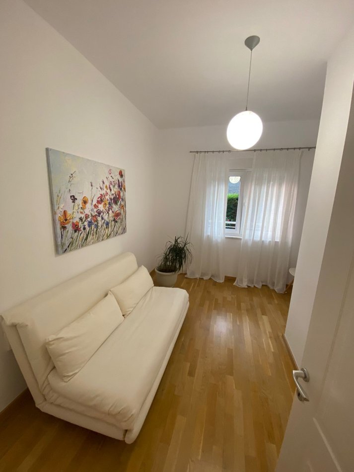 Qera Ap 2+1 Lux+Parkim,Rezidenca The Touch of Sun. UNA36944
