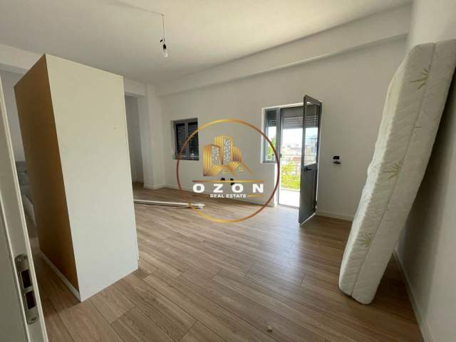 Tirane, jepet me qera apartament 2+1+A+BLK Kati 1, 163 m² 500 Euro (SELITE)