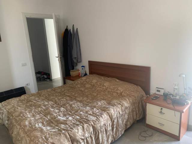 Tirane, jepet me qera apartament 1+1+BLK Kati 8, 60 m² 400 Euro (Oxhaku)