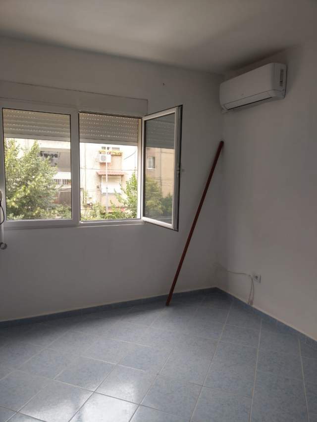 Tirane, jepet me qera apartament 2+1+BLK Kati 2, 72 m² 35.000 Leke (kahraman ylli)