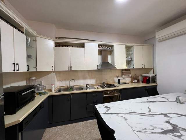 Tirane, shitet apartament 2+1 Kati 4, 110 m² 182.000 Euro , Komuna e Parisit , TIRANE
