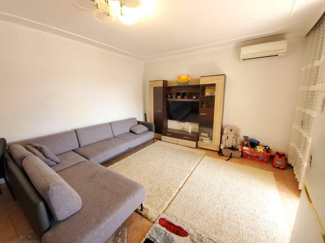 Tirane, jepet me qera apartament 2+1+A+BLK Kati 8, 108 m² 500 Euro (Selvia)