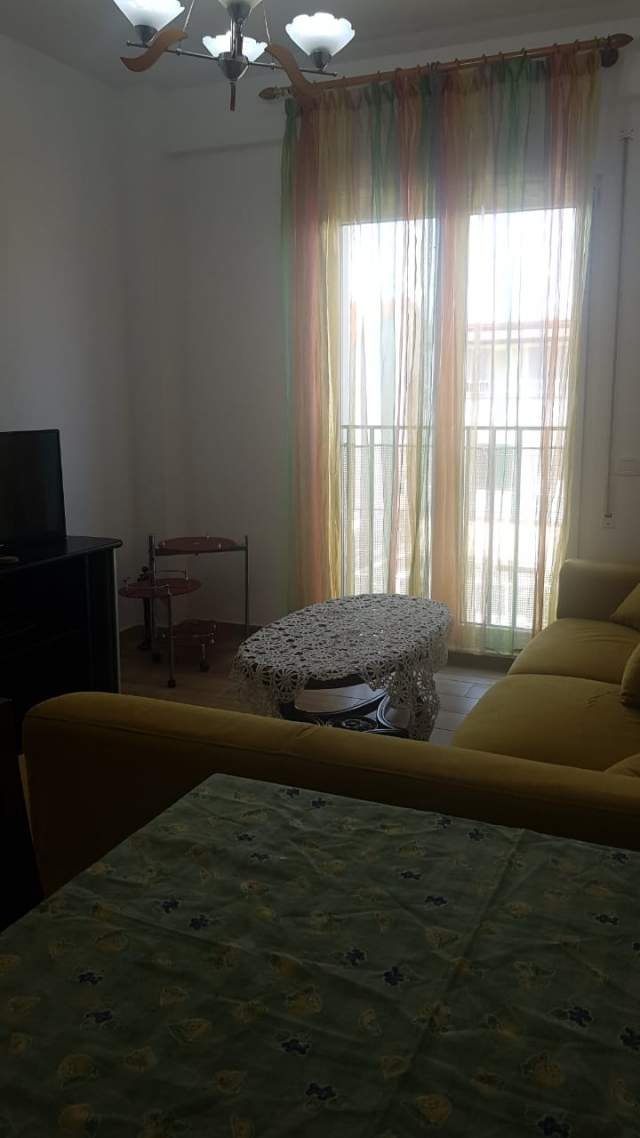 Tirane, jepet me qera apartament 1+1+BLK Kati 3, 58 m² 350 Euro (SELAUDIN ZORBA)