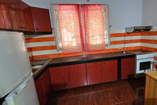 Tirane, jepet me qera apartament 3+1+BLK Kati 1, 110 m² 65.000 Leke (Ali Kolonja)