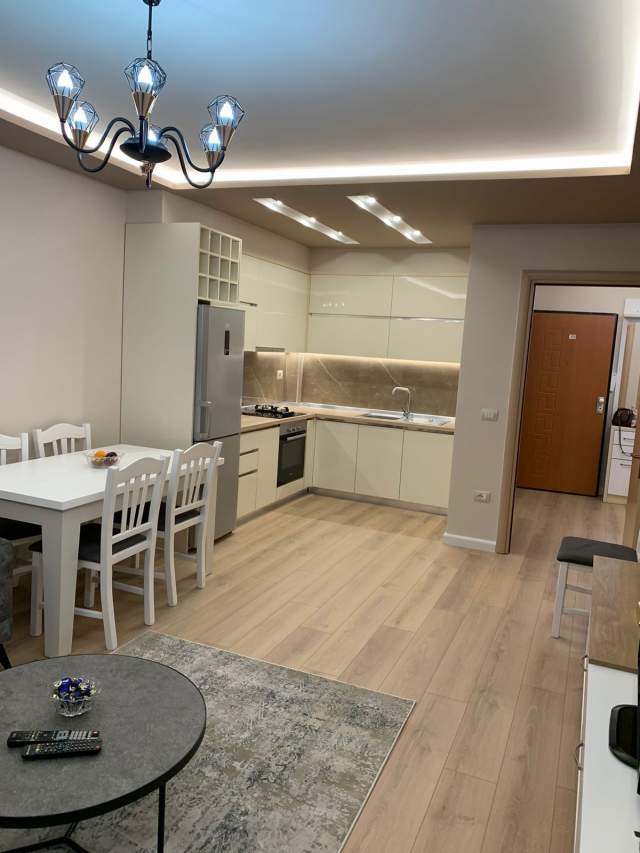 Tirane, jepet me qera apartament 1+1 Kati 3, 55 m² 500 Euro (Liqeni i Thate)